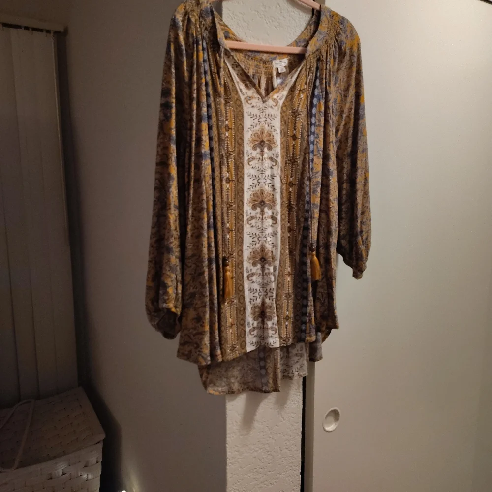 Multicolored top for sale - Picture 5 of 7